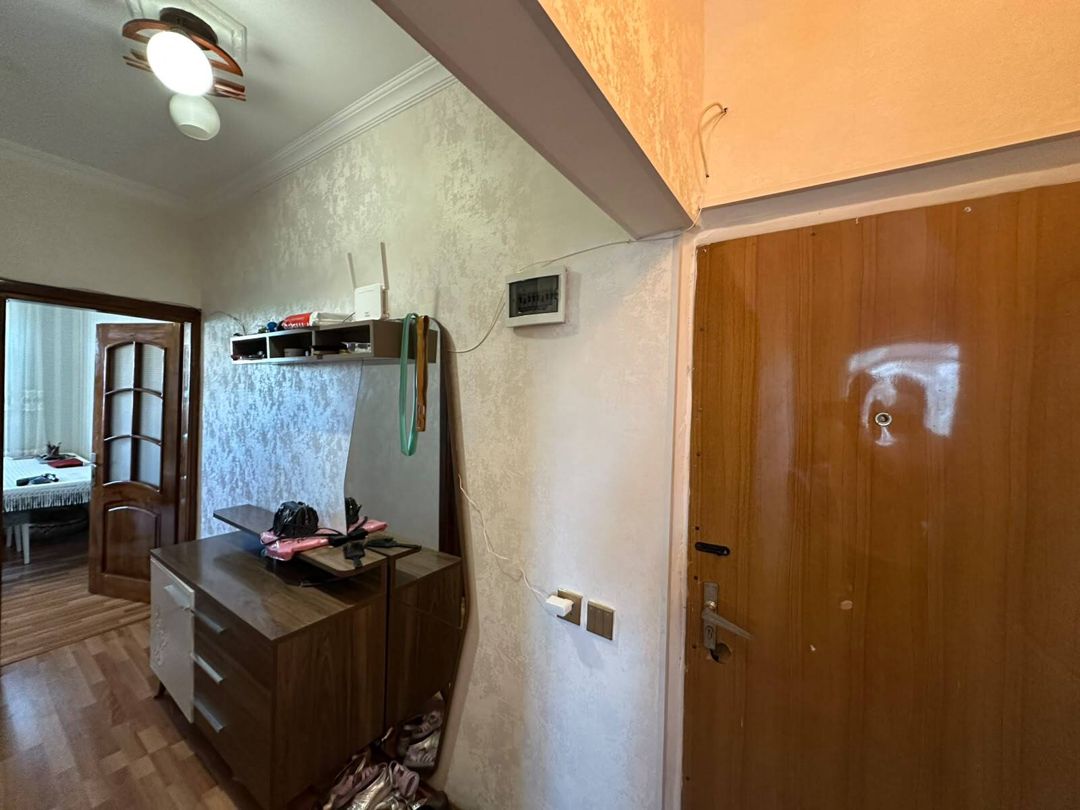 Satılır 2 otaqlı köhnə tikili 65 m² — Mənzil, Bakı (7)