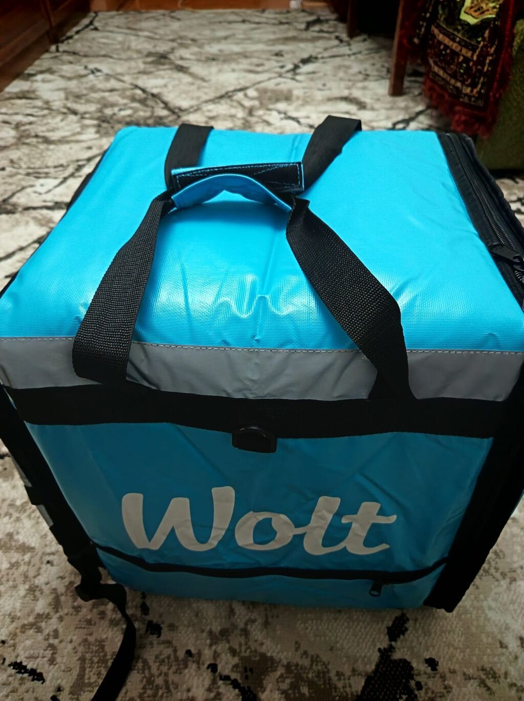 Wolt çatdırılma çantası (izotermal, böyük ölçü) Ciddi şəxslər narahat — Digər, Bakı (2)