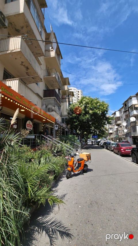 Satılır 1 otaqlı köhnə tikili 35 m²