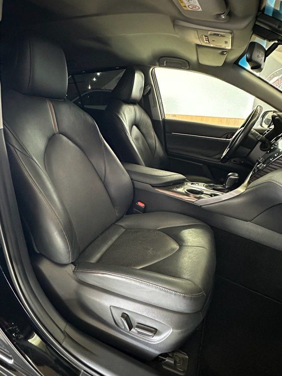 Toyota Camry, 2.5 L, 2019 il, 143 000 km — Avtomobillər, Bakı (11)