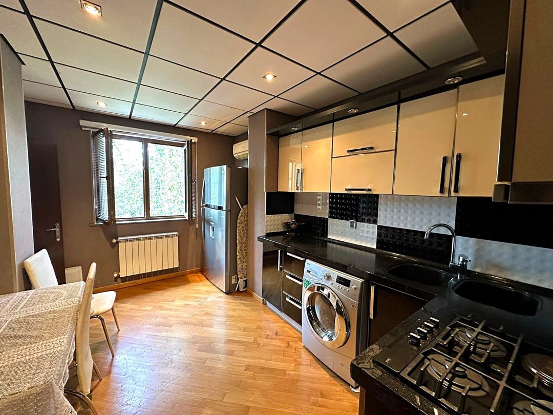 Satılır 2 otaqlı köhnə tikili 55 m² — Mənzil, Bakı (10)