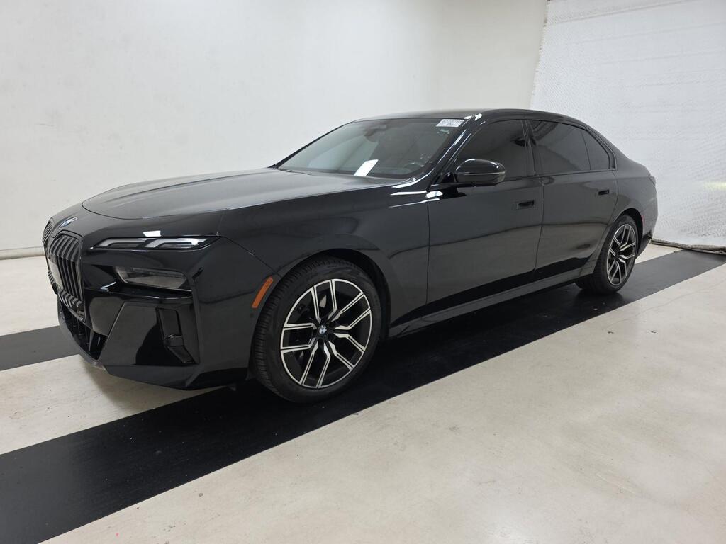 BMW 740, 3.0 L, 2024 il, 24 000 km — Avtomobillər (2)