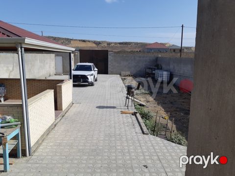 Bağ evi, Qobu qəs