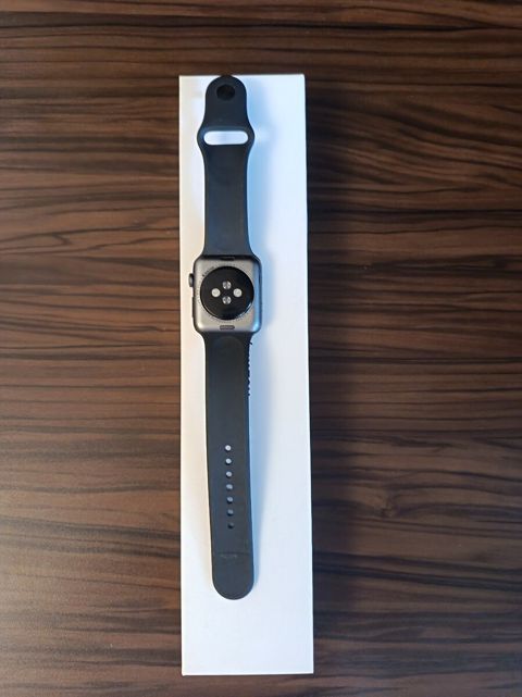 Apple Watch Series 3 Aluminum Space Gray 42mm — Bakı