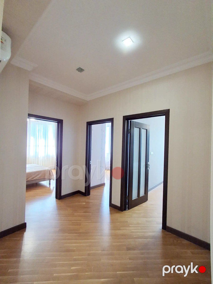 Satılır 3 otaqlı yeni tikili 158 m² — Mənzil, Bakı (2)
