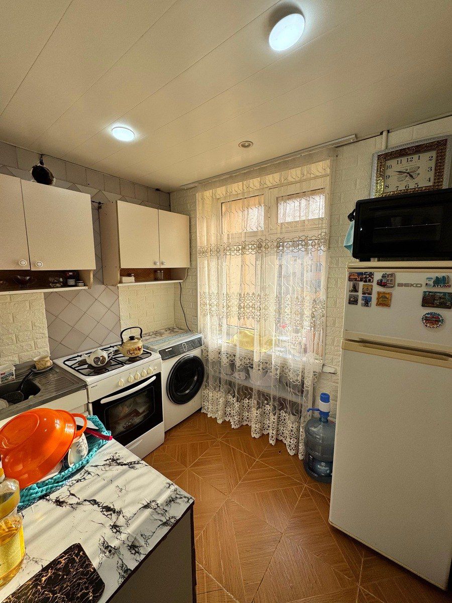 Satılır 2 otaqlı köhnə tikili 55 m² — Mənzil, Bakı (8)