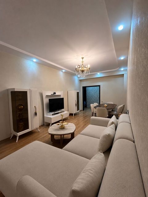 3-cü mikrorayon, 3 otaqlı, Yeni tikili, m. Memar Əcəmi, 106 kv. m — Bakı