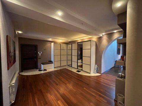 Satılır 4 otaqlı yeni tikili 183 m² — Bakı
