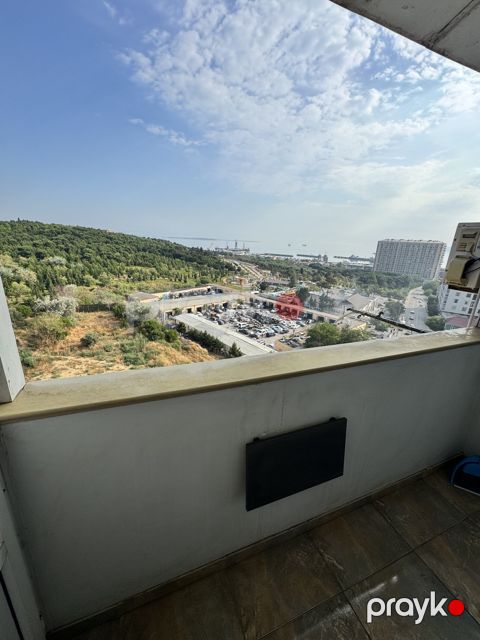 İcarəyə verilir 3 otaqlı köhnə tikili 80 m²