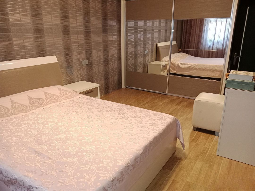 Satılır 4 otaqlı köhnə tikili 100 m² — Mənzil, Bakı (3)
