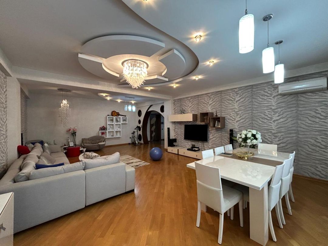 Satılır 4 otaqlı yeni tikili 205 m² — Mənzil, Bakı (5)