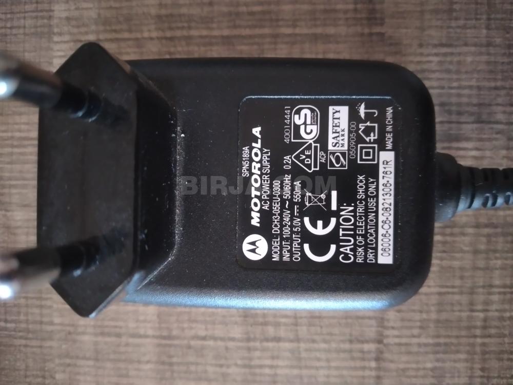 Motorola V3 adapteri orijinaldir — Smartfonlar (4)