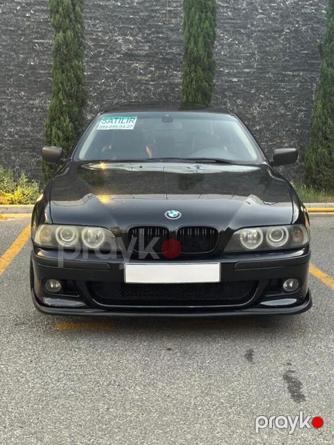 BMW 525, 2.5 L, 2003 il, 295 000 km