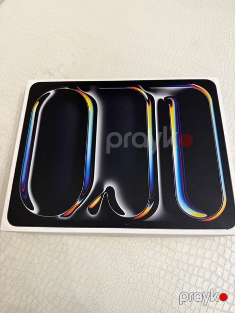 Apple iPad Pro 13 256gb(M5)+ Magic Keyboard (qara)original) Pil-99faiz — Bakı