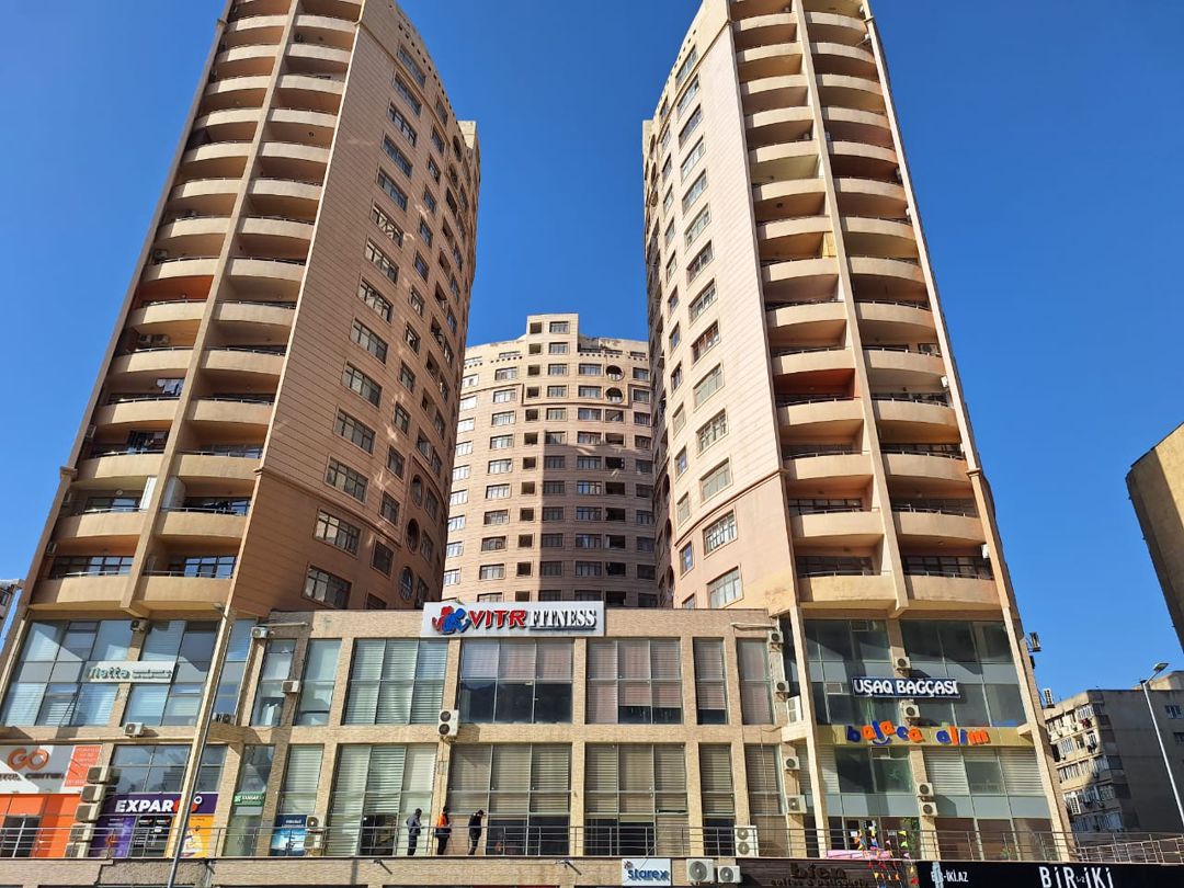 Satış: 3 otaqlı Yeni tikili, 135 m², Yasamal rayonu — Mənzil, Bakı (2)