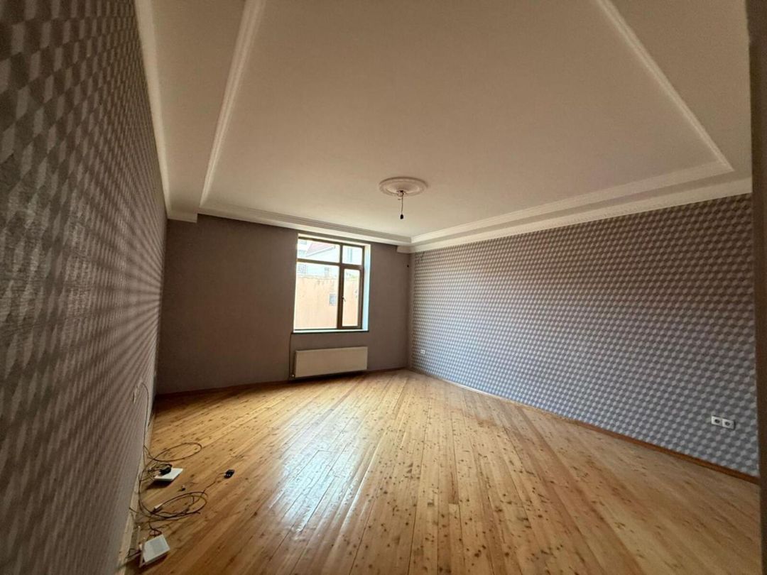 Satılır 5 otaqlı həyət evi/bağ evi 300 m² — Ev, villa, Bakı (9)