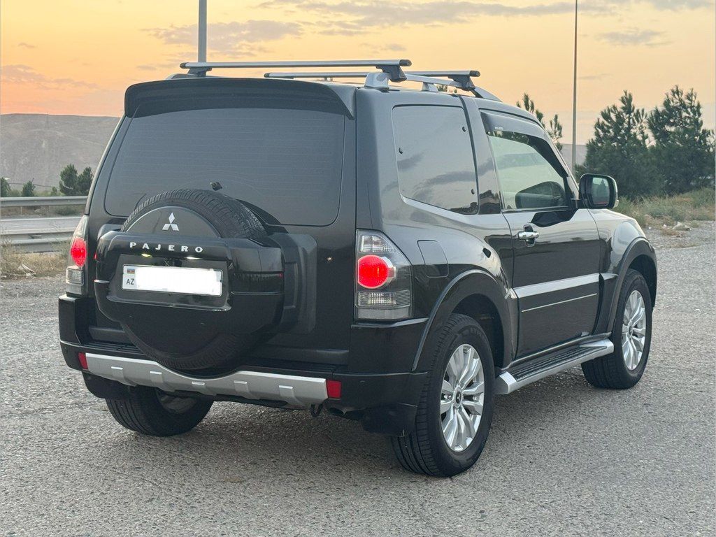 Mitsubishi Pajero, 3.0 L, 2006 il, 268 000 km — Avtomobillər, Bakı (9)