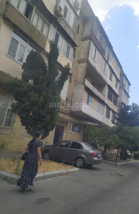 Satılır 4 otaqlı, Bakıxanov qəs