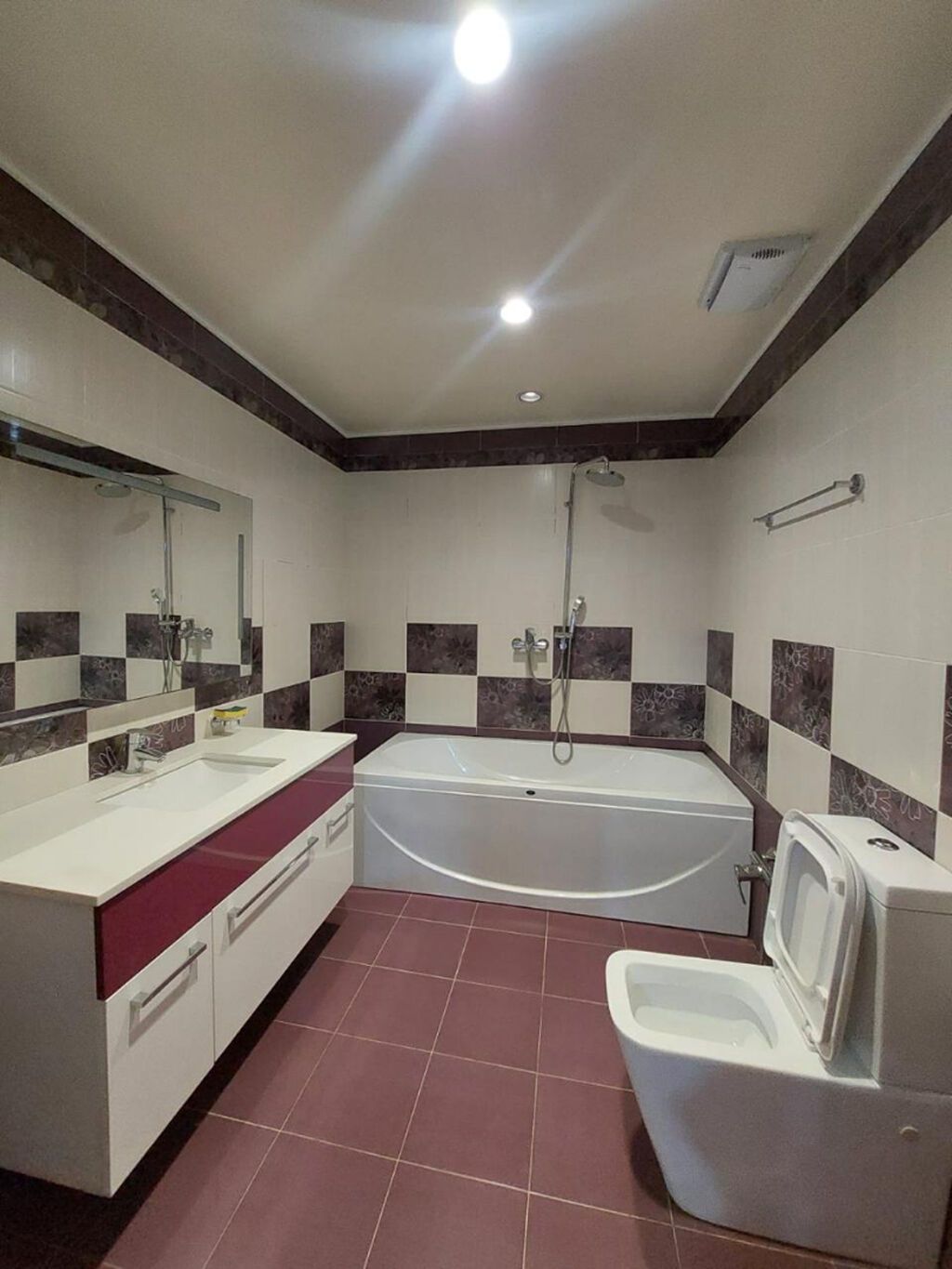 Port Baku-da Prestijli Kirayə Yerləşdiyi yer: Səbail rayonu — Mənzil, Bakı (8)