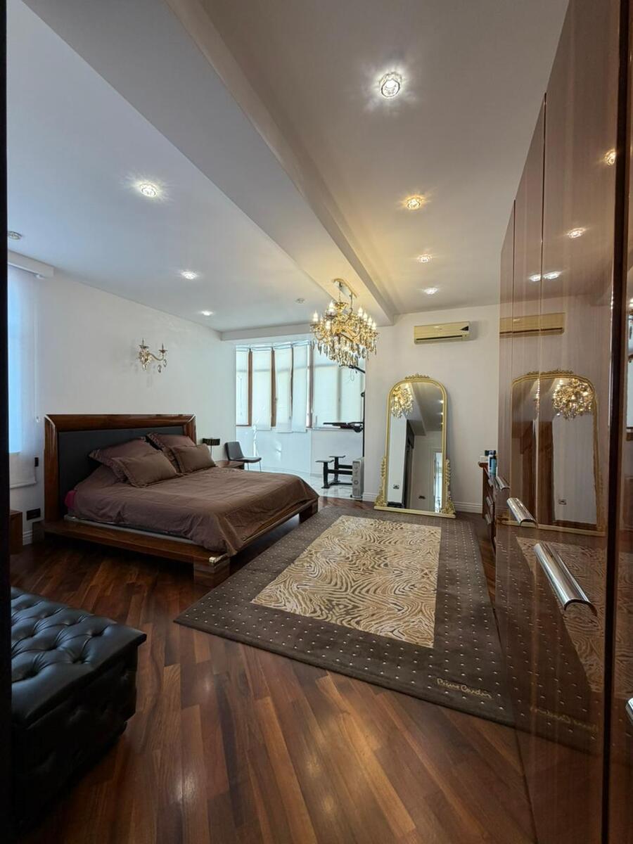 Satılır 5 otaqlı yeni tikili 230 m² — Mənzil, Bakı (8)