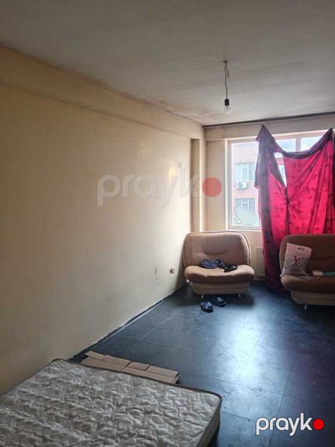 Satılır 3 otaqlı yeni tikili 82 m²