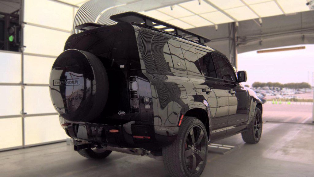 Land Rover Defender, 3.0 L, 2023 il, 111 045 km — Avtomobillər (5)