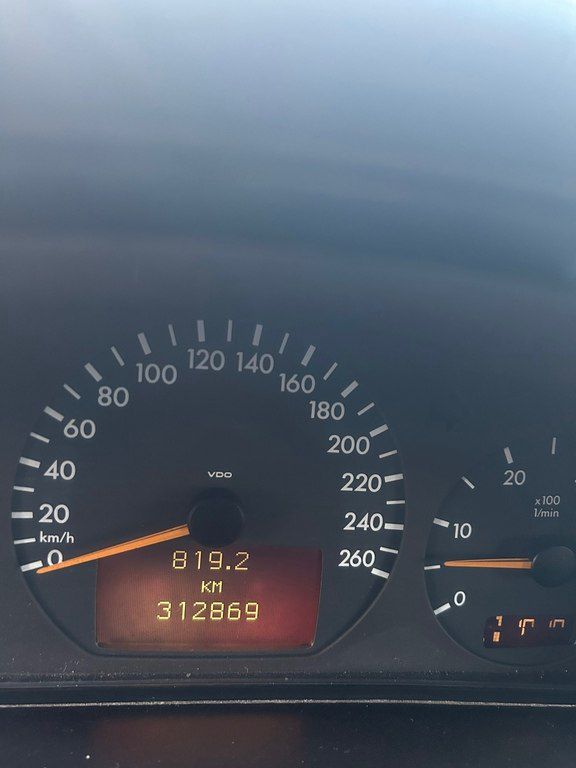 Mercedes E 270, 2.7 L, 2001 il, 310 000 km — Avtomobillər, Gəncə (2)