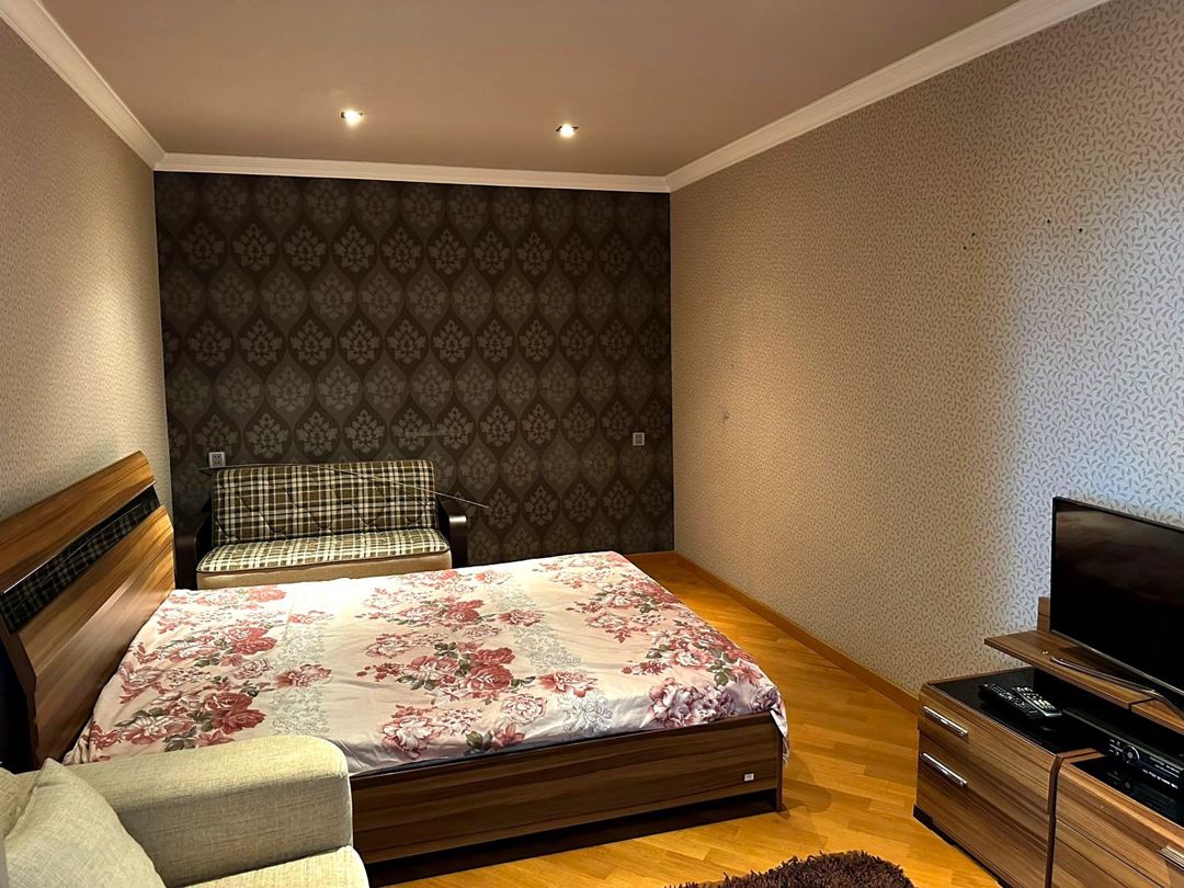 Satılır 2 otaqlı köhnə tikili 55 m² — Mənzil, Bakı (5)