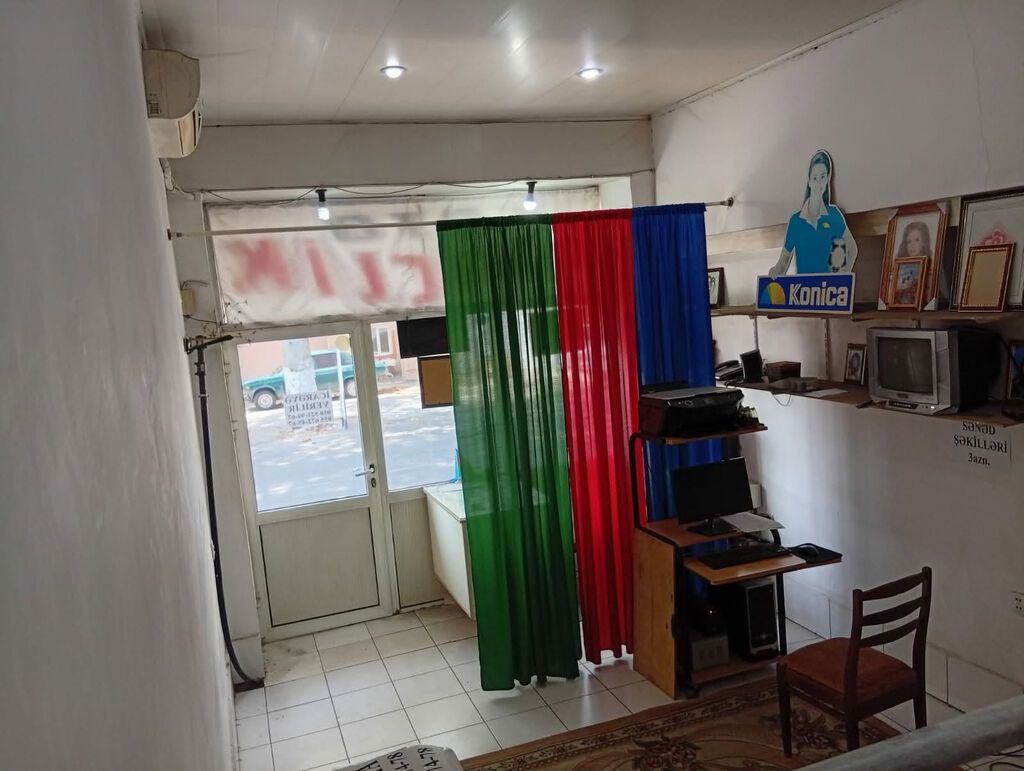 Göyçay rayonu, Əli Kərim küçəsində 20 kv obyek icarəyə verilir. Obyekt — Ofis, Göyçay (2)