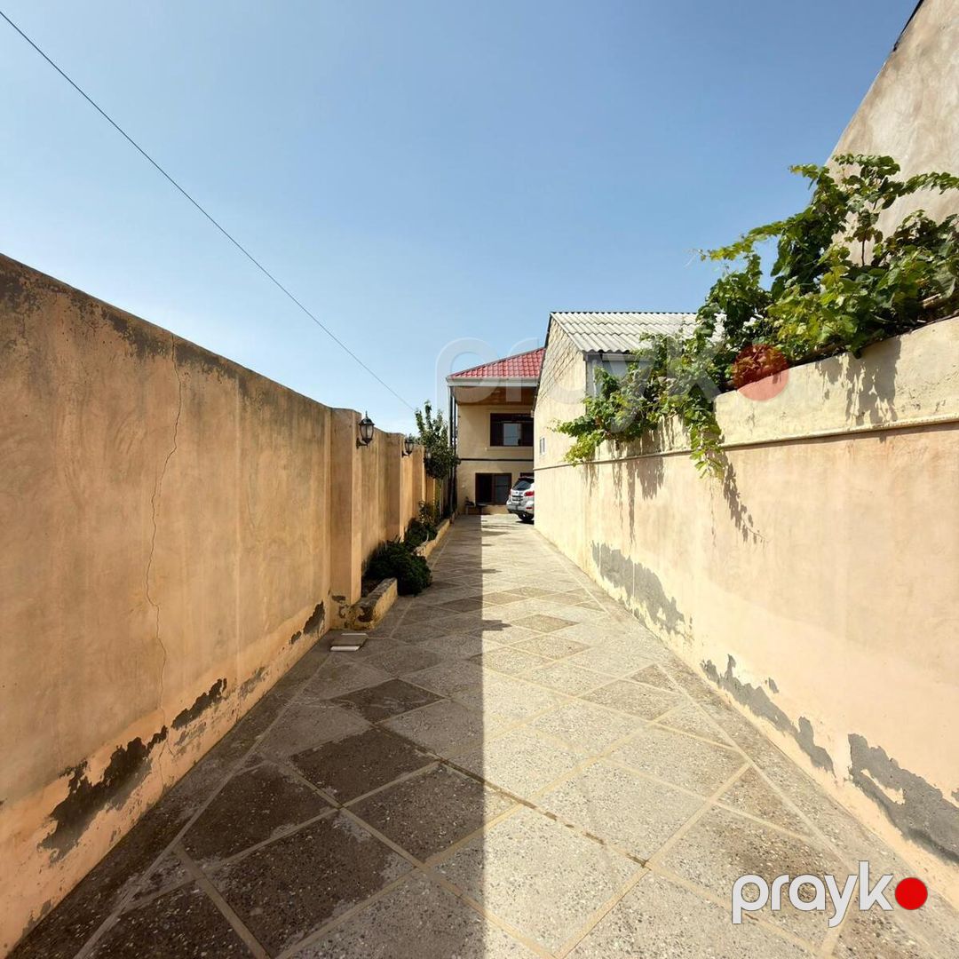 Satılır 5 otaqlı həyət evi/bağ evi 240 m² — Ev, villa, Bakı (2)