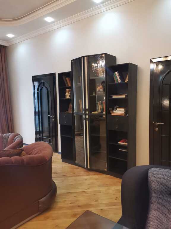 4-otaqlı yeni tikili kirayə verilir, 28 May m., 180 m² — Mənzil, Bakı (2)