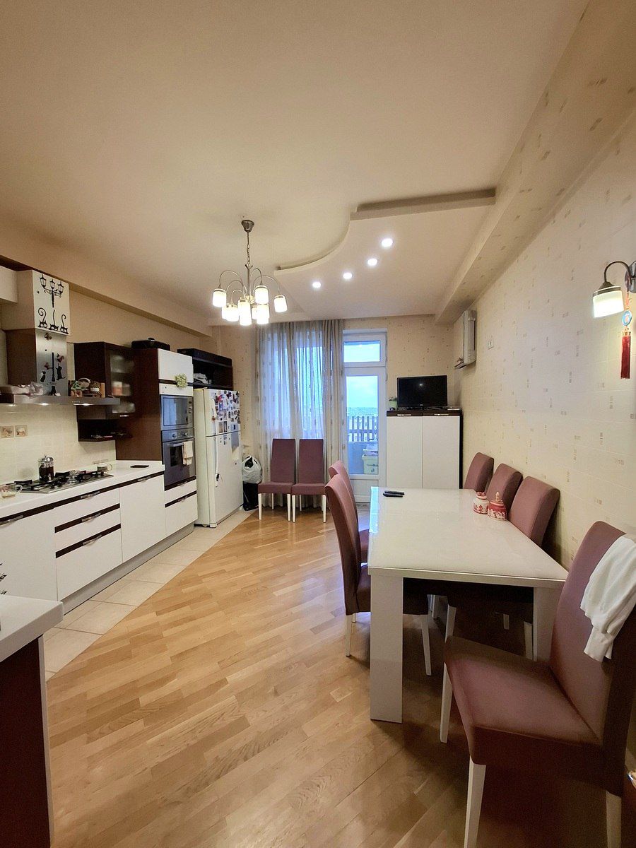 Satılır 5 otaqlı yeni tikili 308 m² — Mənzil, Bakı (11)