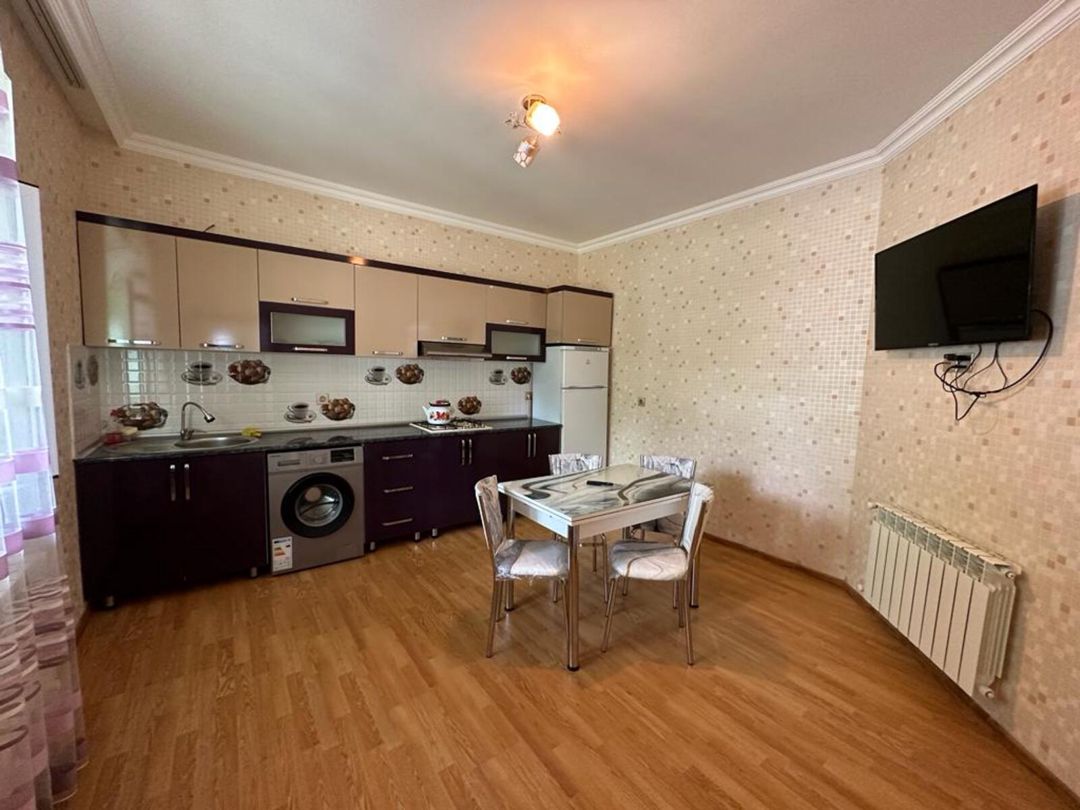 İcarəyə verilir 2 otaqlı həyət evi/bağ evi 140 m² — Ev, villa, Qəbələ (10)
