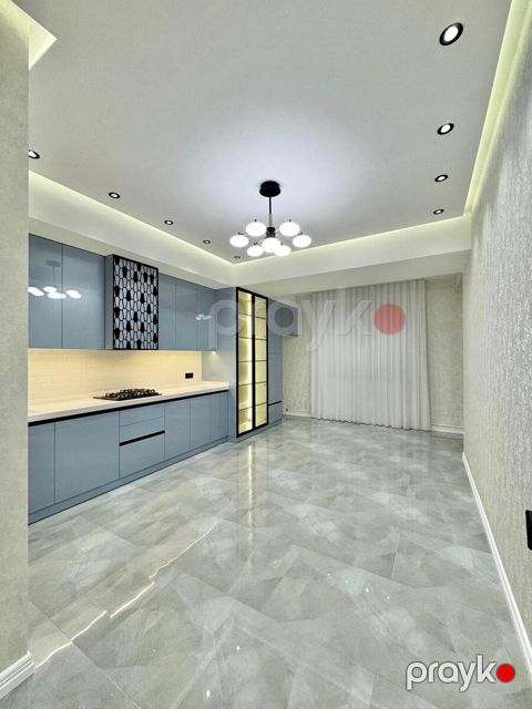 Satılır 4 otaqlı yeni tikili 170 m²