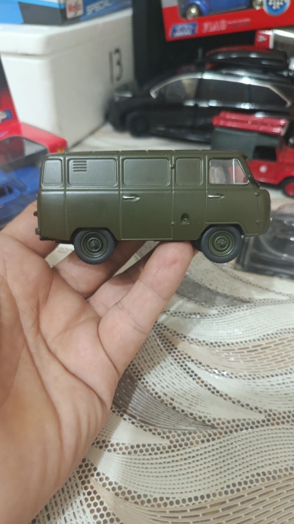 UAZ-452 “Buxanka” metal kolleksiya modeli - Miqyas: 1:43 (alt hissədə — Modellar, Bakı (6)