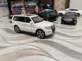 Metall oyuncaq avtomobil – SUV model (Pajero üslubunda) - Miqyas — Elcin doslarniza oz mawinin Maketi hediye