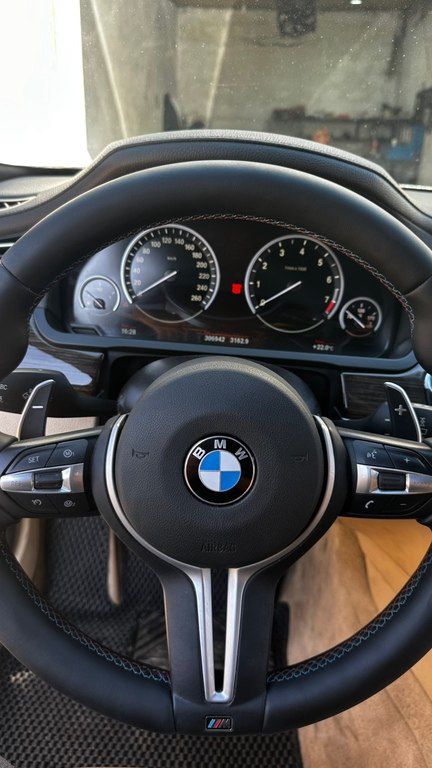 BMW 740, 3.0 L, 2014 il, 306 000 km — Avtomobillər, Xırdalan (6)