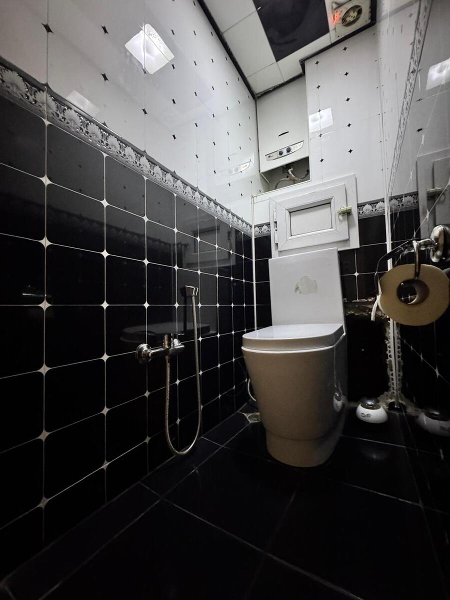 Satılır 3 otaqlı köhnə tikili 100 m² — Mənzil, Bakı (10)