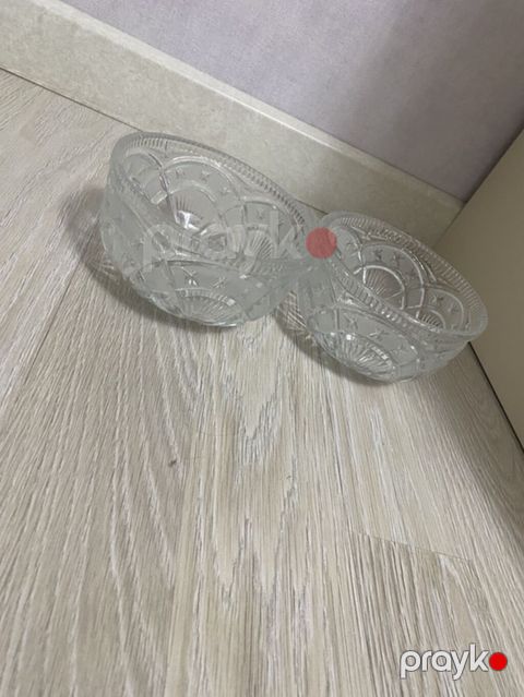 Tort və şiriniyyat qabı, Şüşə
