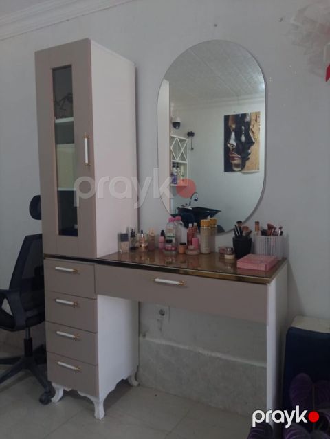 Guzgulu skaf salon ucun 2 eded satilir 1 dest 130azn zabrat