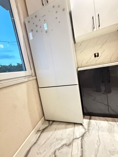 Soyuducu *bosch* *qiymət 400 azn* İdeal vəziyyətdə Ölçü 180/70 Evdən — Bakı