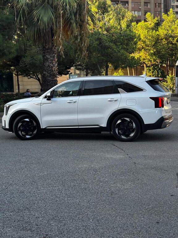 Kia Sorento, 1.6 L, 14 kWh, 2025 il, 40 000 km — Avtomobillər, Bakı (2)