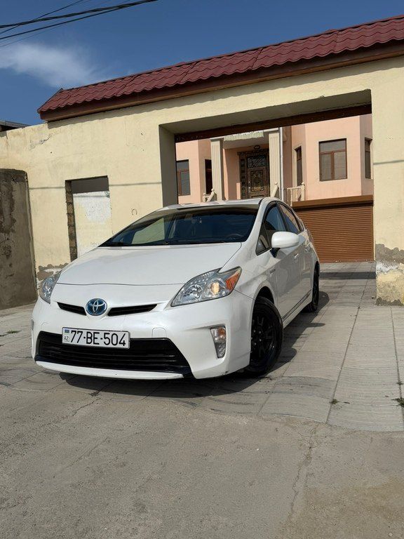 Toyota Prius, 1.8 L, 1.3 kWh, 2013 il, 450 616 km — Avtomobillər, Bakı