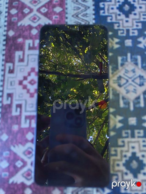 Redmi smartfon - Model: Redmi (arxa paneldə dairəvi kamera modulu) — Gəncə