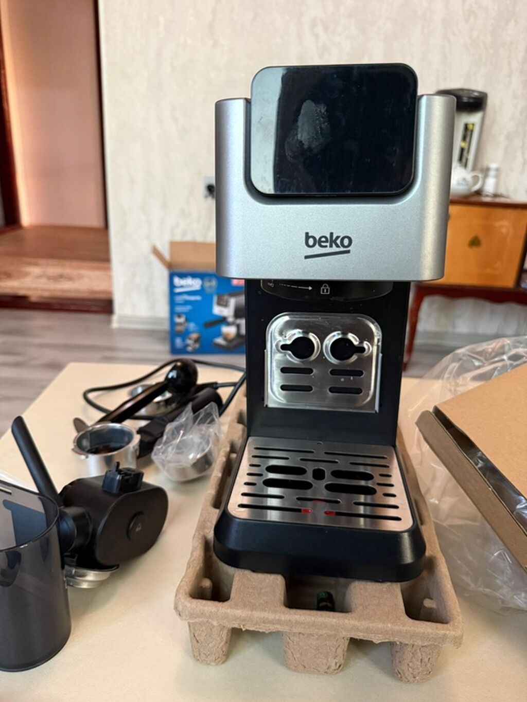 Beko CreamyPro espresso/kofe aparatı - Brend/model: Beko CreamyPro — Qahvə aparatları və maşınları, Bakı (3)