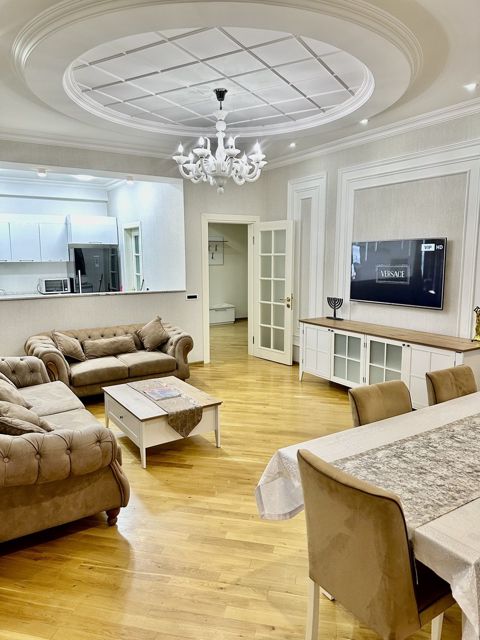 İcarəyə verilir 3 otaqlı yeni tikili 120 m² — Bakı