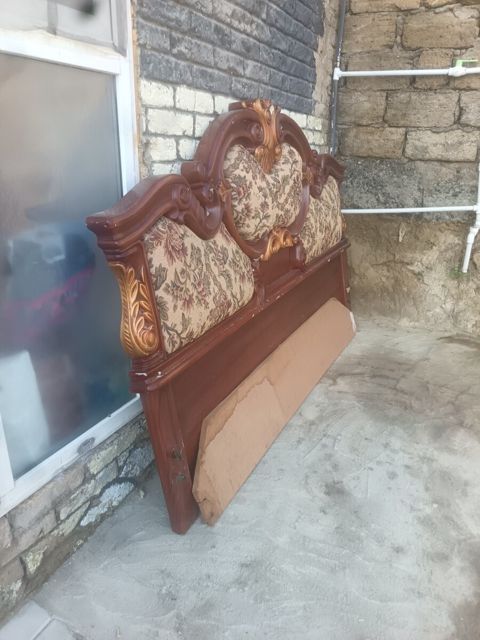 Çarpayı başlığı — Bakı