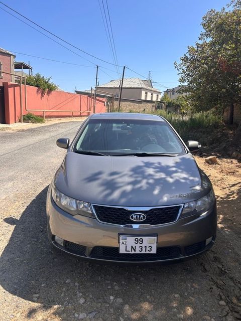 Kia Cerato, 1.6 L, 2009 il, 253 000 km — Bakı