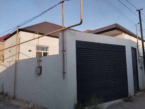 Satılır 3 otaqlı həyət evi/bağ evi 95 m² — Bakı