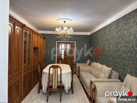 Nizami rayonunda 3 otaqlı Köhnə tikili Satılır, 90 m²